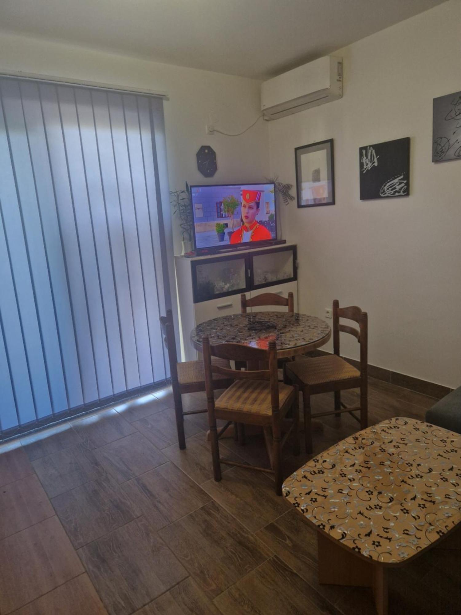 Vera Apartment Kampor Eksteriør billede